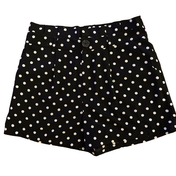 Forever 21 Essentials Size 2 Black & White Polka Dot Shorts Paper Bag Waist - Picture 1 of 6